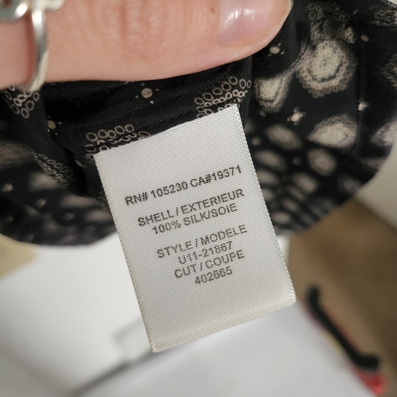 Joie silk patterned black sleeveless top size xs - Picture 5 of 5